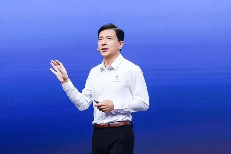 文心4.5Turbo、X1Turbo和多款AI应用发布！李彦宏：应用创造未来(图1)