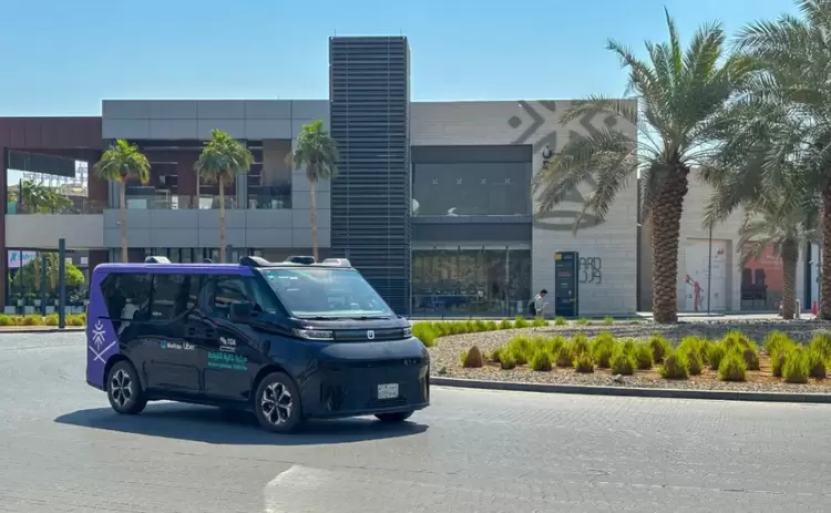 “全球Robotaxi第一股”文远知行：沙特Robotaxi公众运营新突破(图3)