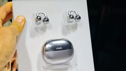 荣耀加冕CES！Vidda C5无界领衔，国产影音军团如何闪耀国际舞台(图7)