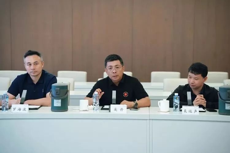 腾讯优图携Youtu-Agent开源项目亮相上海创智学院首届TechFest大会(图4) 腾讯优图携Youtu-Agent开源项目亮相上海创智学院首届TechFest大会(图4)