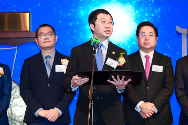 正式登陆港交所！文远知行成“港股Robotaxi第一股”，双市布局落定(图3)