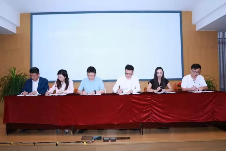 赋能AI教育新纪元：上海智位机器人以软硬件创新驱动全栈国产化方案破冰(图2)