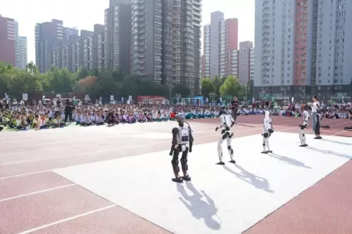 清华科技园科协助力景山远洋教育集团 科技嘉年华(图3)