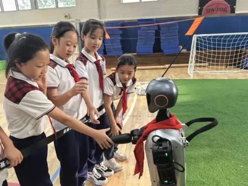 清华科技园科协助力景山远洋教育集团 科技嘉年华(图6)