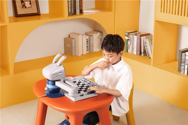 商汤元萝卜联动疯狂动物城推出朱迪系列新品,以用户体验传递成长力量(图1) 商汤元萝卜联动疯狂动物城推出朱迪系列新品,以用户体验传递成长力量(图1)