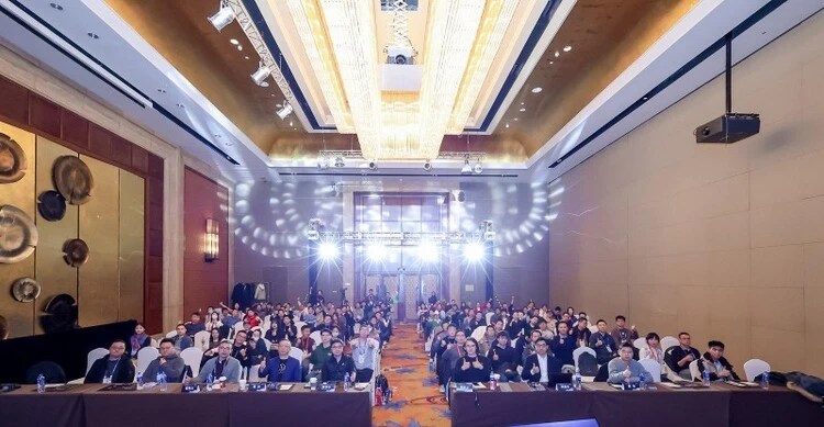 石景山人工智能行业峰会在京举行，聚焦AI场景实战与效能跃升(图4)