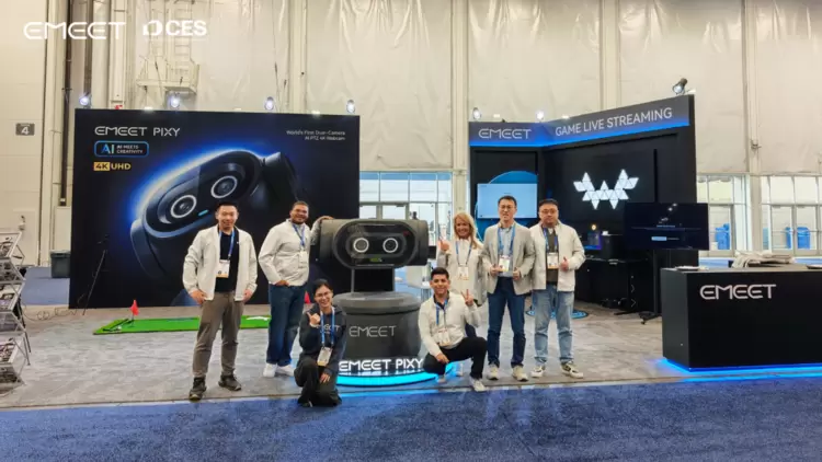 CES 2026 现场直击:EMEET PIXY 以双目AI架构引领AI直播摄像头创新风潮(图1) CES 2026 现场直击:EMEET PIXY 以双目AI架构引领AI直播摄像头创新风潮(图1)