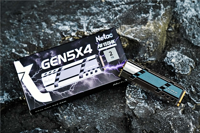 朗科绝影NV150HK固态硬盘评测 PCIe5.0真千里马(图1) 朗科绝影NV150HK固态硬盘评测 PCIe5.0真千里马(图1)