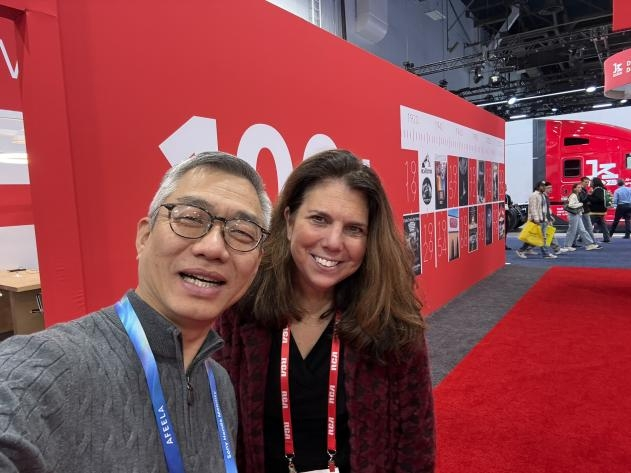 全球首秀!RCA 耳机成CES“人气王”,揭秘背后“AI大脑”(图6) 全球首秀!RCA 耳机成CES“人气王”,揭秘背后“AI大脑”(图6)