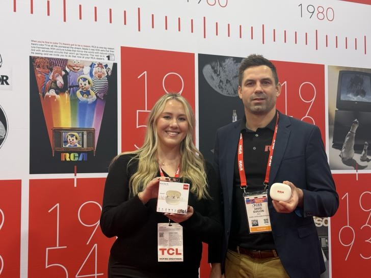 全球首秀!RCA 耳机成CES“人气王”,揭秘背后“AI大脑”(图2) 全球首秀!RCA 耳机成CES“人气王”,揭秘背后“AI大脑”(图2)