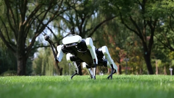 黑芝麻智能与联想研究院机器人实验室达成战略合作，共推机器人产业创新与落地(图1)