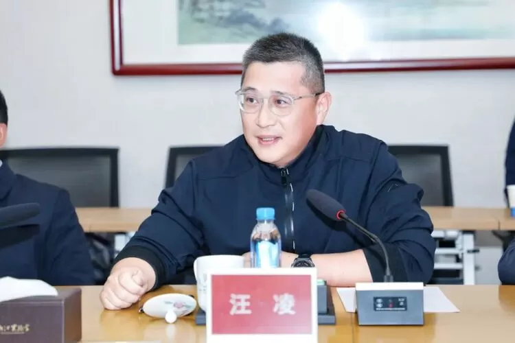 聚力自主可控AI算力,天数智芯-湘江实验室联合研究院揭牌(图2) 聚力自主可控AI算力,天数智芯-湘江实验室联合研究院揭牌(图2)