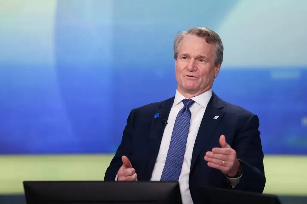 952c68f1j00t7r8py0014d000sg00iym 美国银行 CEO:AI投资累积效应显现,风险可控、增长提速