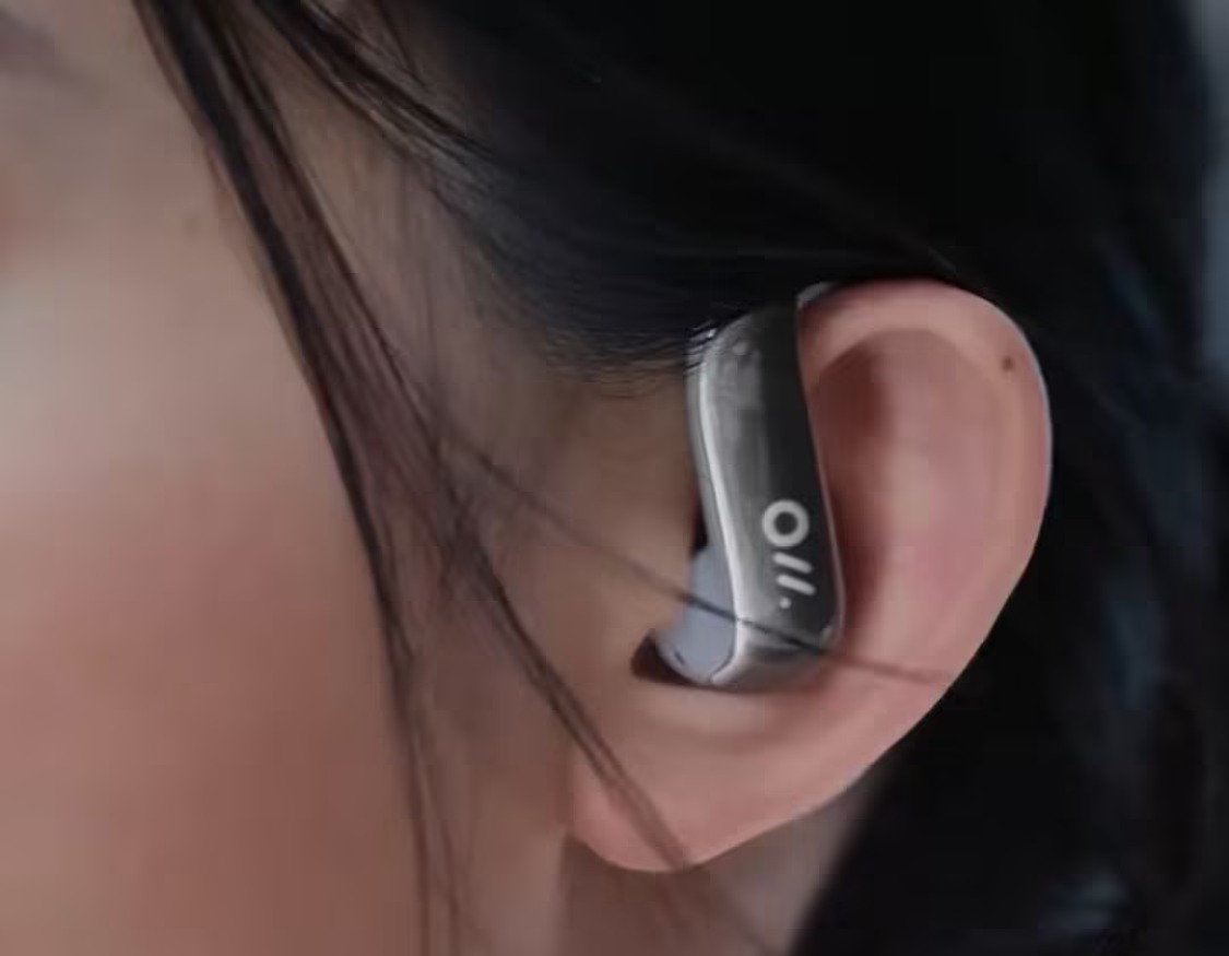 719bc5d2j00t8w2pg00bud000v900obp 消息称字节跳动正研发新一代豆包 AI耳机,搭载摄像头模块