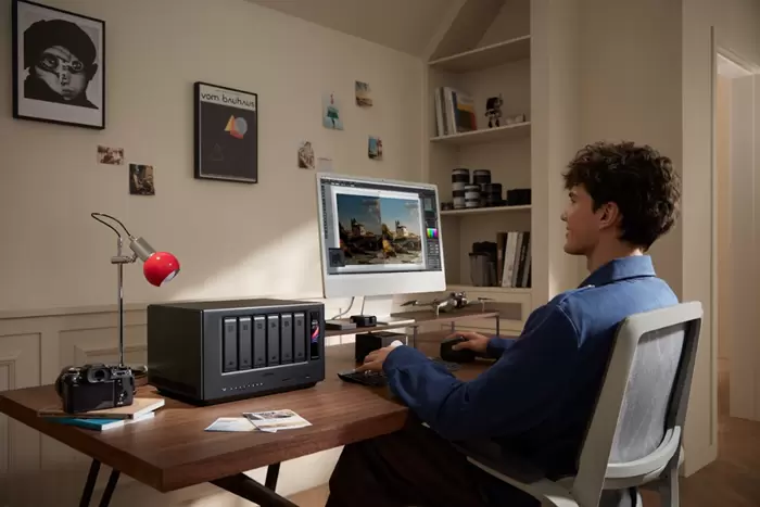 绿联CES 2026首发智能生态,以AI NAS引领未来生活(图3) 绿联CES 2026首发智能生态,以AI NAS引领未来生活(图3)