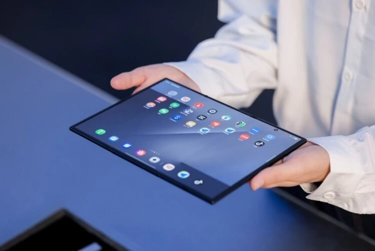 如何兼顾大屏与便携？解析三星Galaxy Z TriFold的设计逻辑(图1)