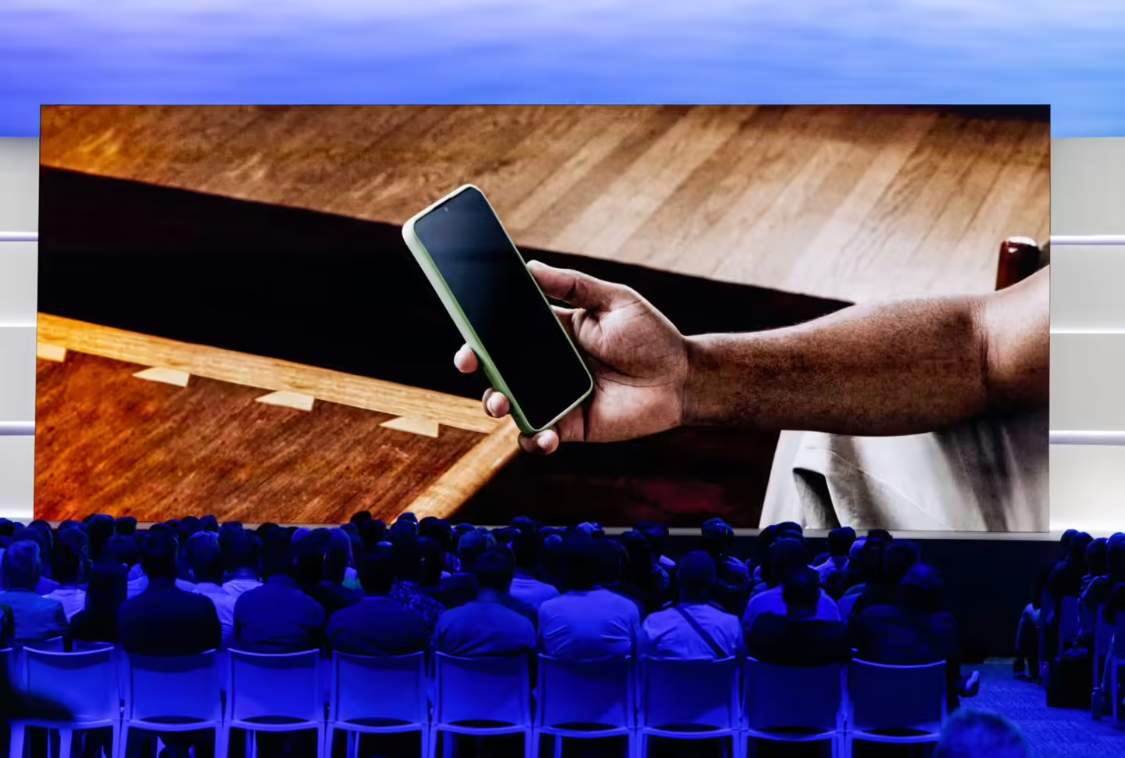 3dfaab7aj00t60a2d00rzd000v900l2p 纽约时报:美国 AI 研究仍依赖中国人才,否则硅谷公司将落后