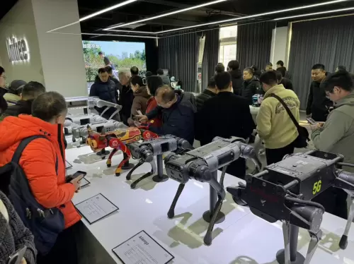 2025 ROBOTAC年会圆满落幕,携手共筑机器人教育新生态(图18) 2025 ROBOTAC年会圆满落幕,携手共筑机器人教育新生态(图18)