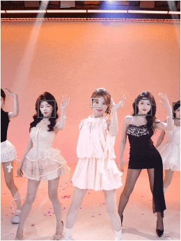 如何让直播冲出同质化？鲸红传媒借力索尼电影感直播解决方案，打造综艺感团播直播间(图7)