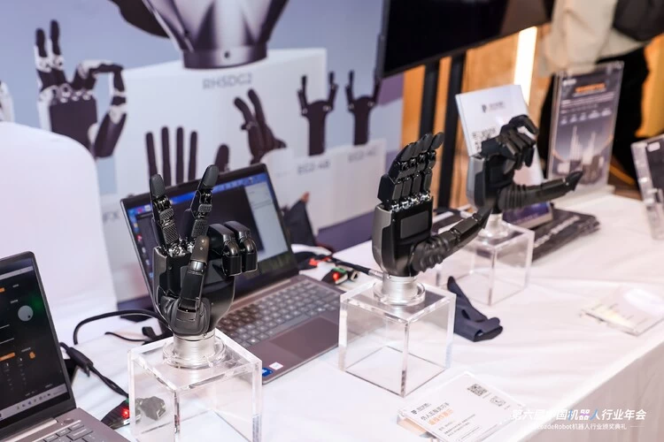 新品亮相 | 因时机器人再获行业认可,以技术创新夯实行业领先地位(图6) 新品亮相 | 因时机器人再获行业认可,以技术创新夯实行业领先地位(图6)