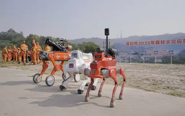 速度彰显实力!智身科技第5000台具身智能机器人量产交付,创行业新里程碑(图5) 速度彰显实力!智身科技第5000台具身智能机器人量产交付,创行业新里程碑(图5)