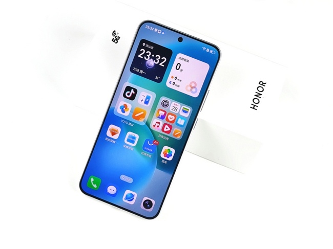 行业最强的大电池手机 荣耀X70全面测评(图1)