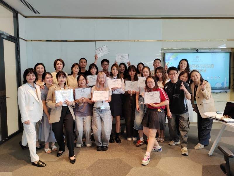 英皇杨政龙搭建实践桥梁 赋能香港民青局实习计划学员把握国家发展机遇(图6)