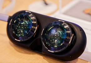 2025光博会直击：从AR碳化硅到VR Pancake，歌尔光学13款新品亮相(图8)