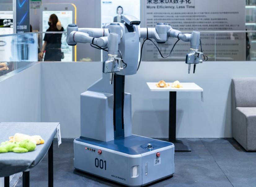 展会现场 | 思灵机器人（Agile Robots）亮相第二十五届工博会，等您聊技术，对方案！(图2)