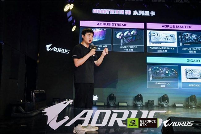 玩家齐赴技嘉AORUS DAY山城之约，RTX 50“嘉”速营奏响电竞狂想曲(图4)