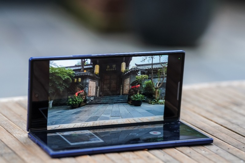 折叠科技碰撞古巷韵味 三星Galaxy Z系列用影像解锁成都新视界(图13)