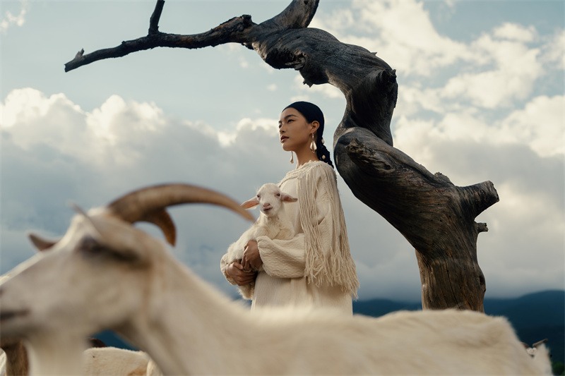 雕刻光影 制胜瞬间：索尼微单十五周年特别摄影展亮相集美·阿尔勒(图5)