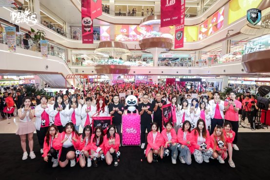 决战江城之巅，掠夺者PL Girls引爆打瓦热潮！(图1)