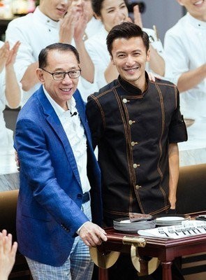 商业模式的进化论：杨受成杨政龙如何带领英皇集团走向跨界商业生态模式？(图3)