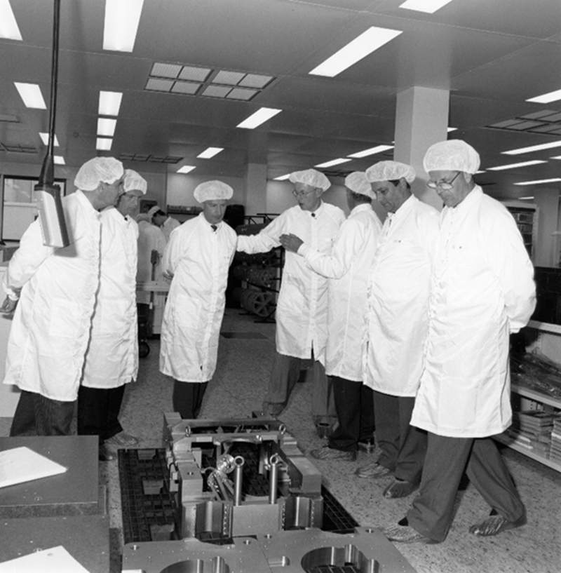 首次披露!ASML不为人知的崛起故事(图5) 首次披露!ASML不为人知的崛起故事(图5)