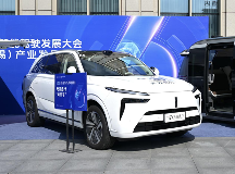 元戎启行“破局”：全国首家消费级量产车 Robotaxi 年底即将落地(图1)