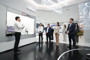 联合国全球契约组织驻华代表刘萌出席TCL华星全球显示生态大会(图4)