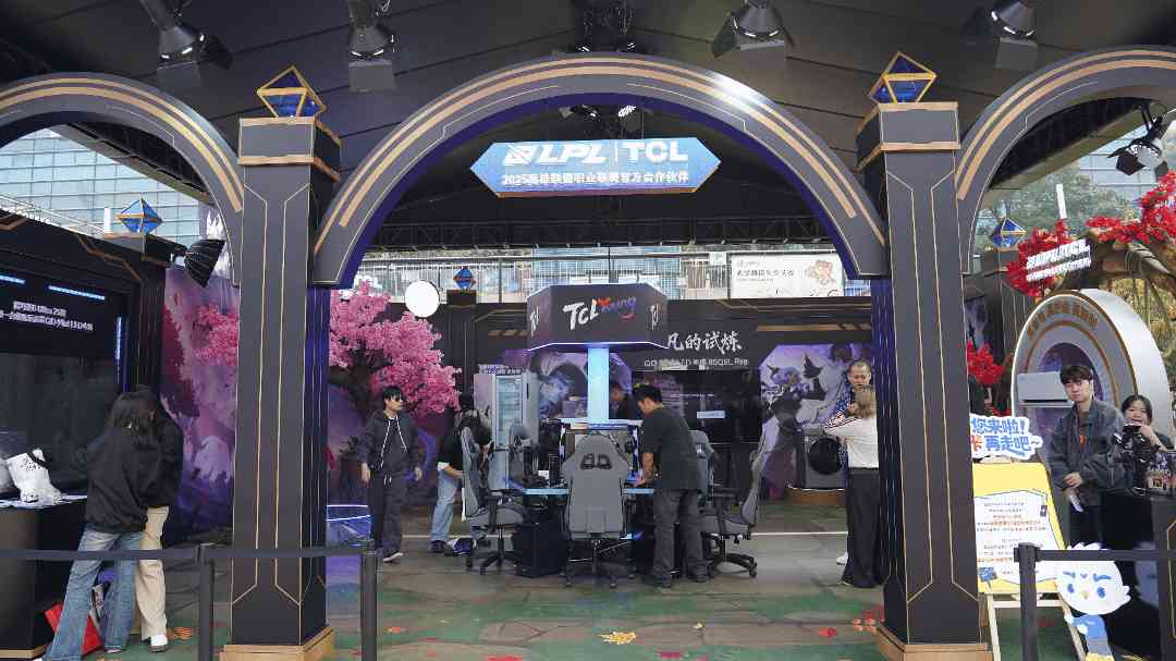 300Hz高刷+MiniLED：雷鸟F6显示器如何成为英雄联盟的“神兵利器”？(图3)