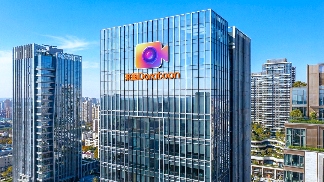 来画发布全国首个支持1000秒AI漫剧平台，一键生成动漫短片(图3)