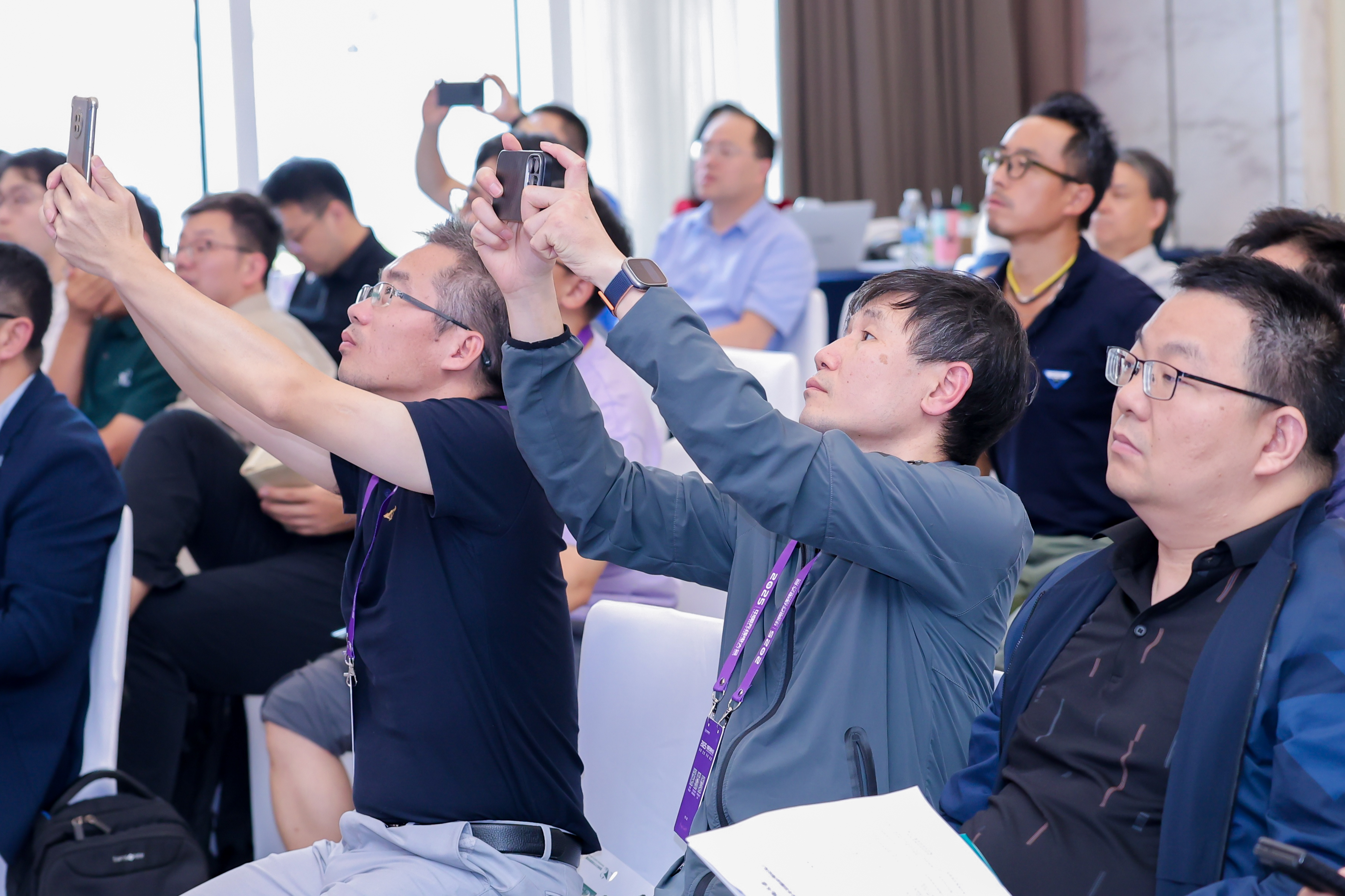 众“星”云集 “闪”耀江城 iSLA再登中国无线电大会(图10)