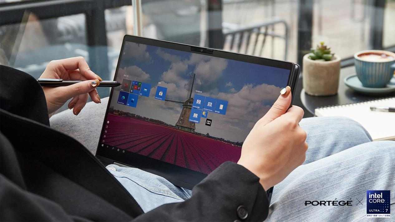 dynabook尊爵Portégé X30W-M AI笔电 ：翻转触控、轻薄随行--告别设备切换(图1)