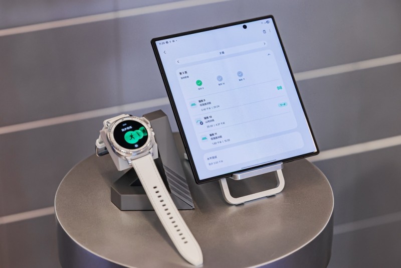 三星Galaxy Watch8系列领衔 双十二必购好物大搜罗(图3)