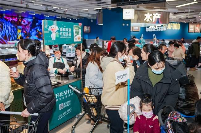 石家庄迎来“七鲜时刻”，首店开业现场人气沸腾，爆款好货引爆全城(图10)