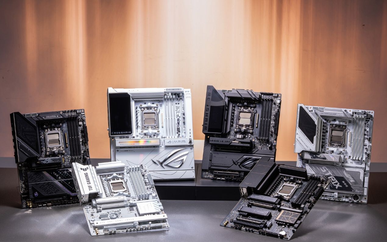 华硕全新AMD 800系列主板亮相CES 2026(图8)