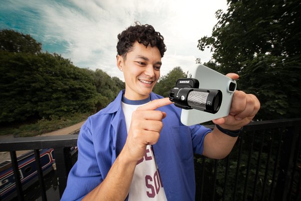 SHURE推出MV88 USB-C立体声话筒，口袋里的专业音频(图1)