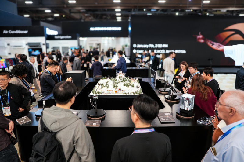 中国影像首登“科技奥斯卡”，光子跃迁以全球首款8K AI拇指相机定义CES 2026(图1)