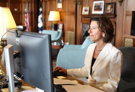 美国商务部长呼吁各级教育的学生从事半导体制造和相关行业(图1)