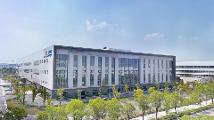 “鑫威源”实现高性能氮化镓激光芯片研制及产线通线试产(图1) “鑫威源”实现高性能氮化镓激光芯片研制及产线通线试产(图1)