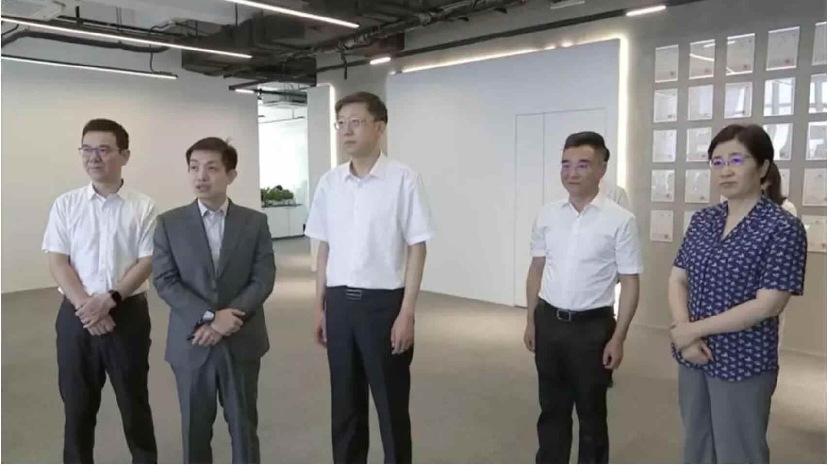 浙江省委常委、杭州市委书记刘非莅临中昊芯英考察调研 