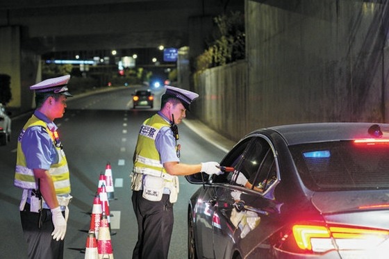 酒精检测仪市场爆发！瑞典森尔(Senseair)以免接触检测技术，赋能交通执法、工业安防等领域应用(图1)